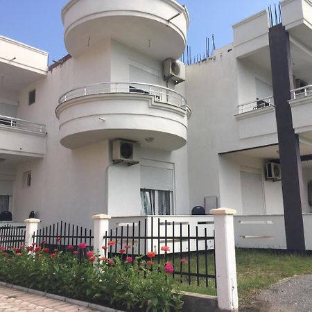 Apartmani Agovic Ulcinj Bagian luar foto