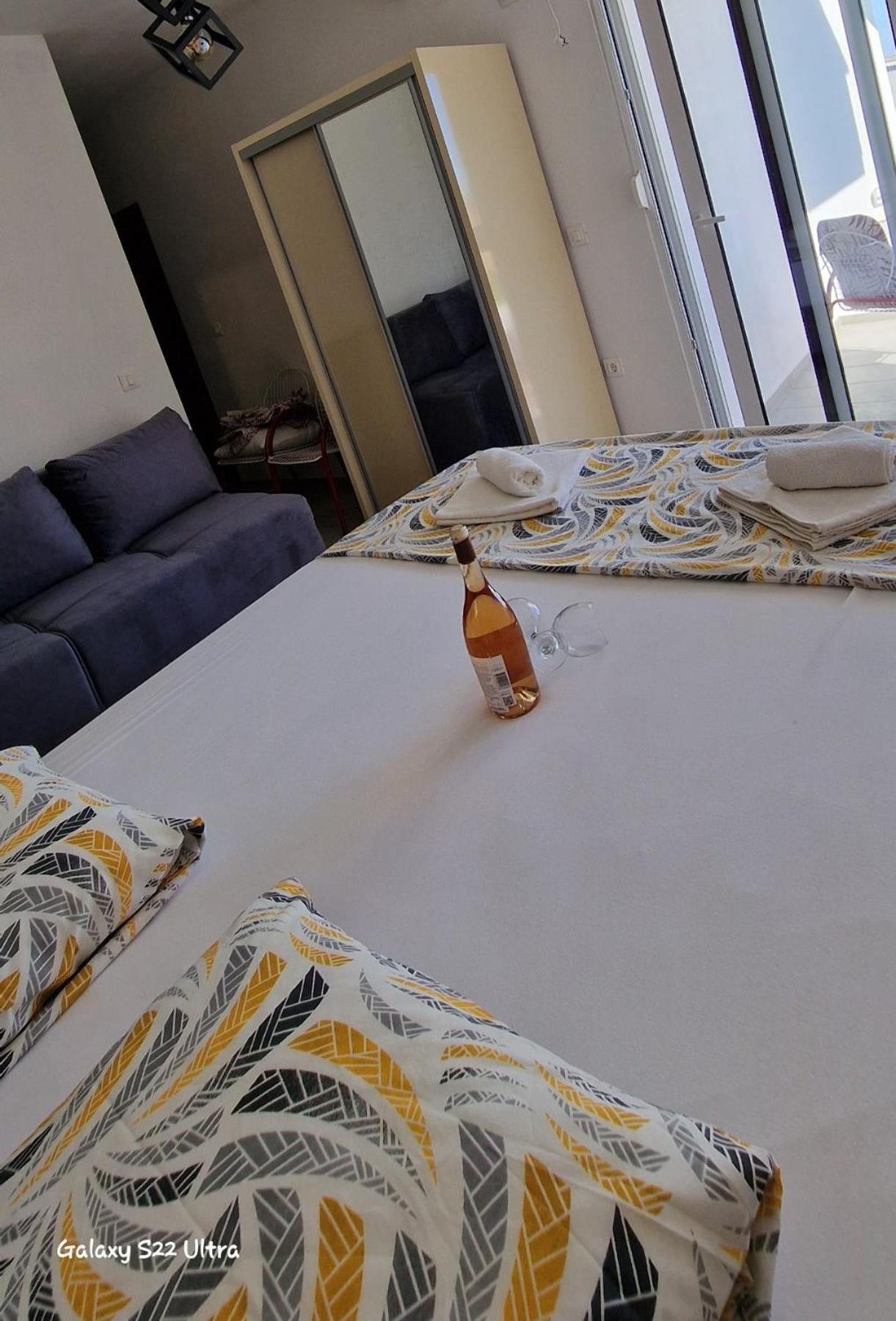 Apartmani Agovic Ulcinj Bagian luar foto