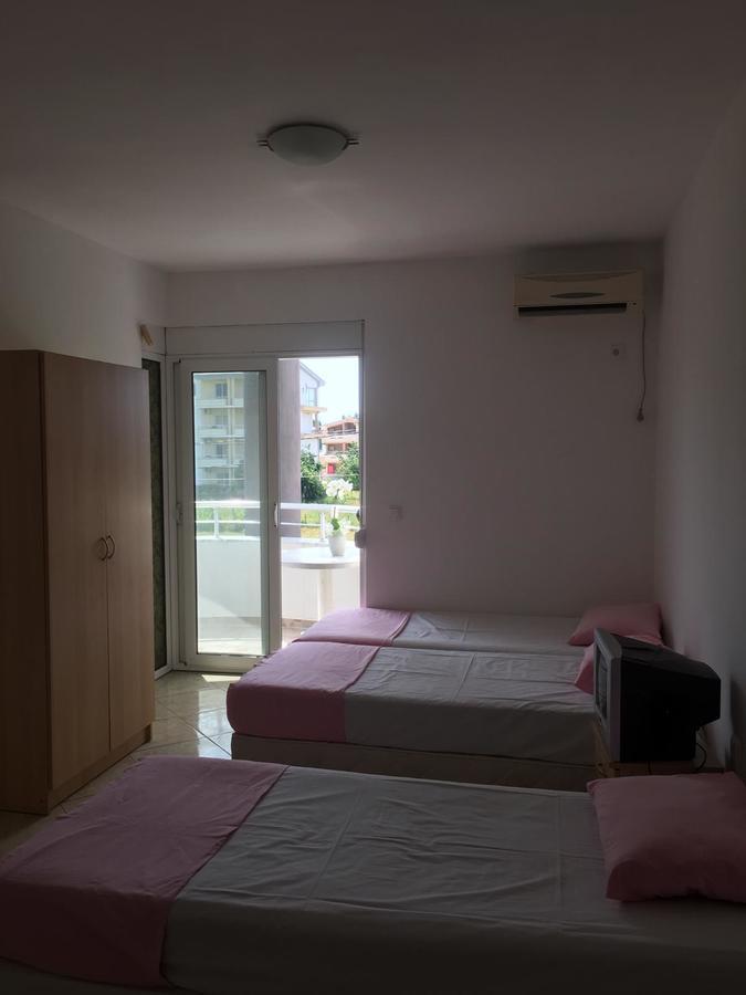 Apartmani Agovic Ulcinj Bagian luar foto